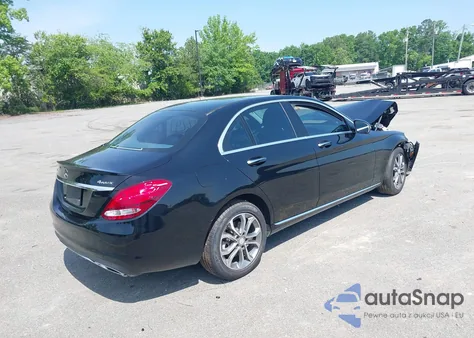 2016 Mercedes-Benz C 300 4Matic/Luxury 4Matic/Sport 4Matic from USA, damaged, VIN 55SWF4KB4GU144465